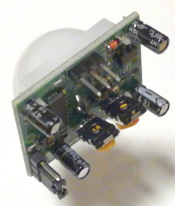 ../pics/HCSR501_b.jpg
